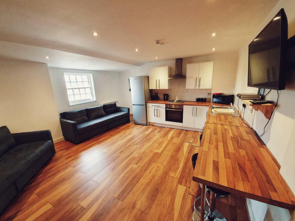 Apartment 41 Catharine Street