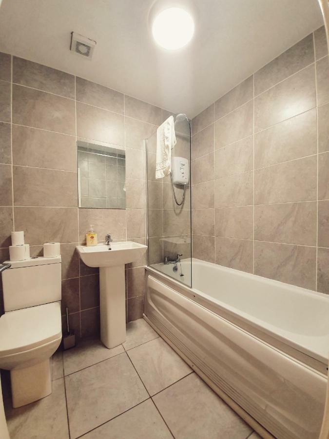 41 Catharine Street *
